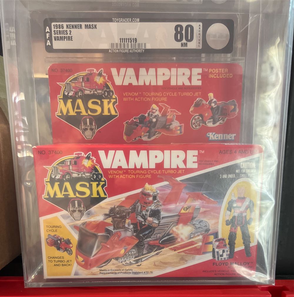 M.A.S.K. V.E.N.O.M. Vampire Touring Cycle/Turbo Jet w/Floyd Malloy & Buckshot Mask