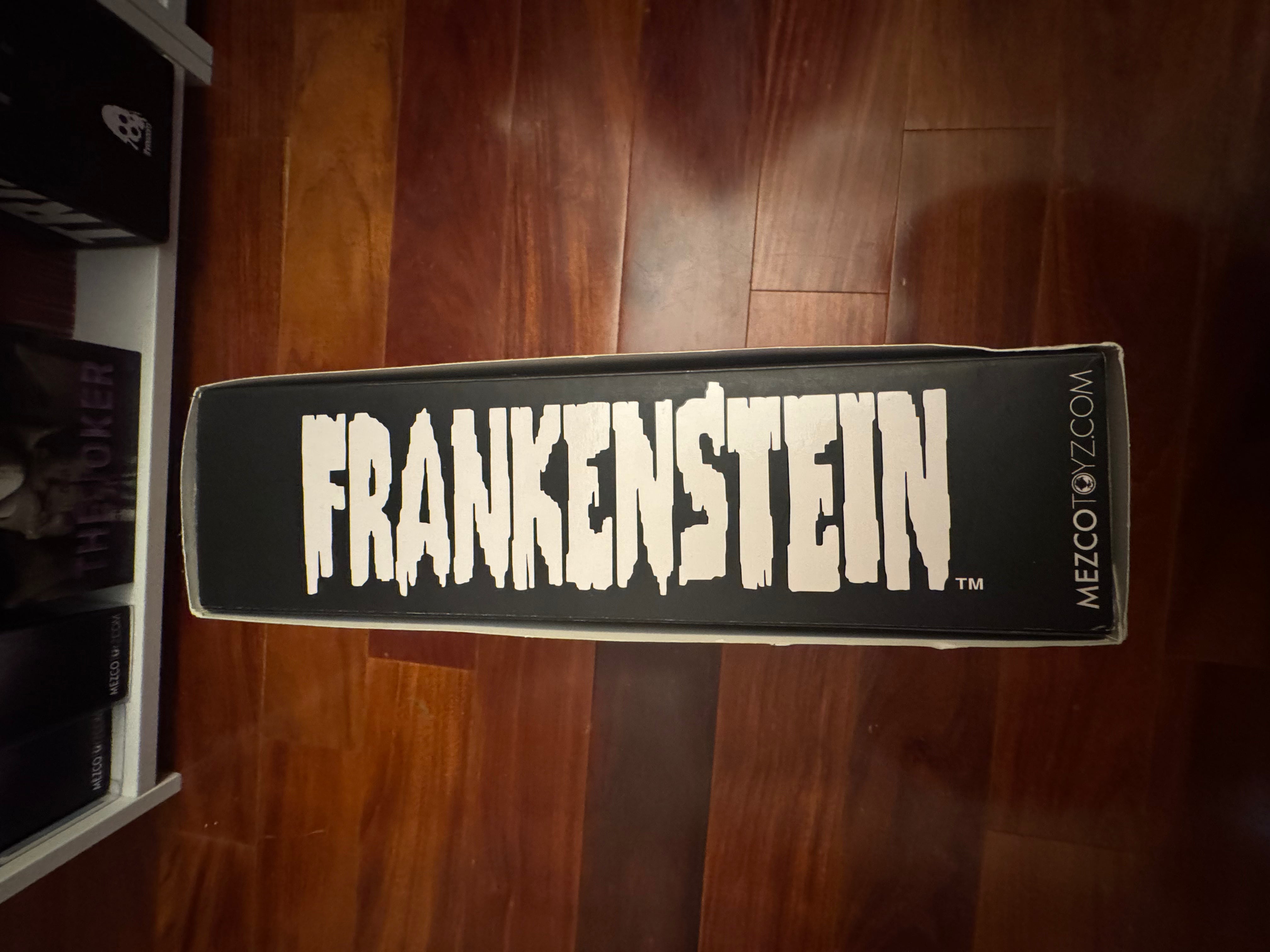 Mezco One:12 Collective – Universal Monsters Frankenstein (2022)