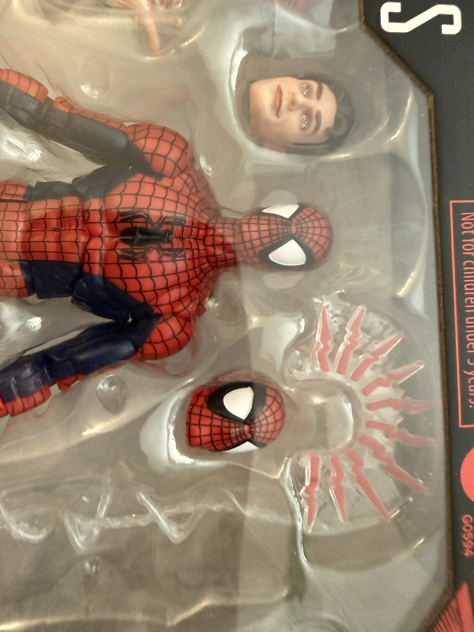 Marvel Legends Maximum Series SPIDER-MAN - Image 3
